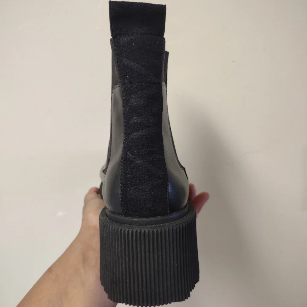 Zara Women's Black Leather Chunky Lugsole Ankle Booties Boots Size 40 - Picture 4 of 12